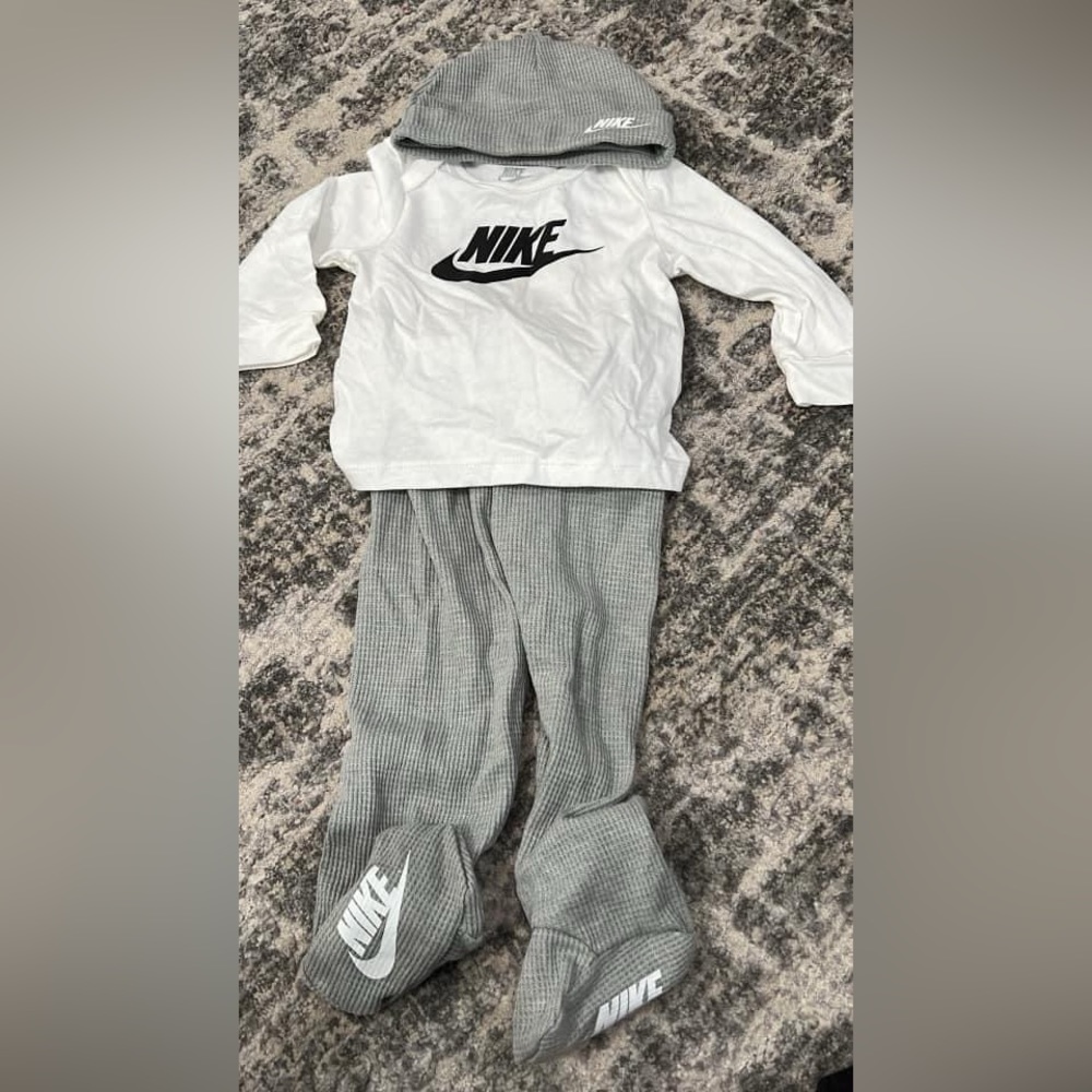 9month baby boy nike